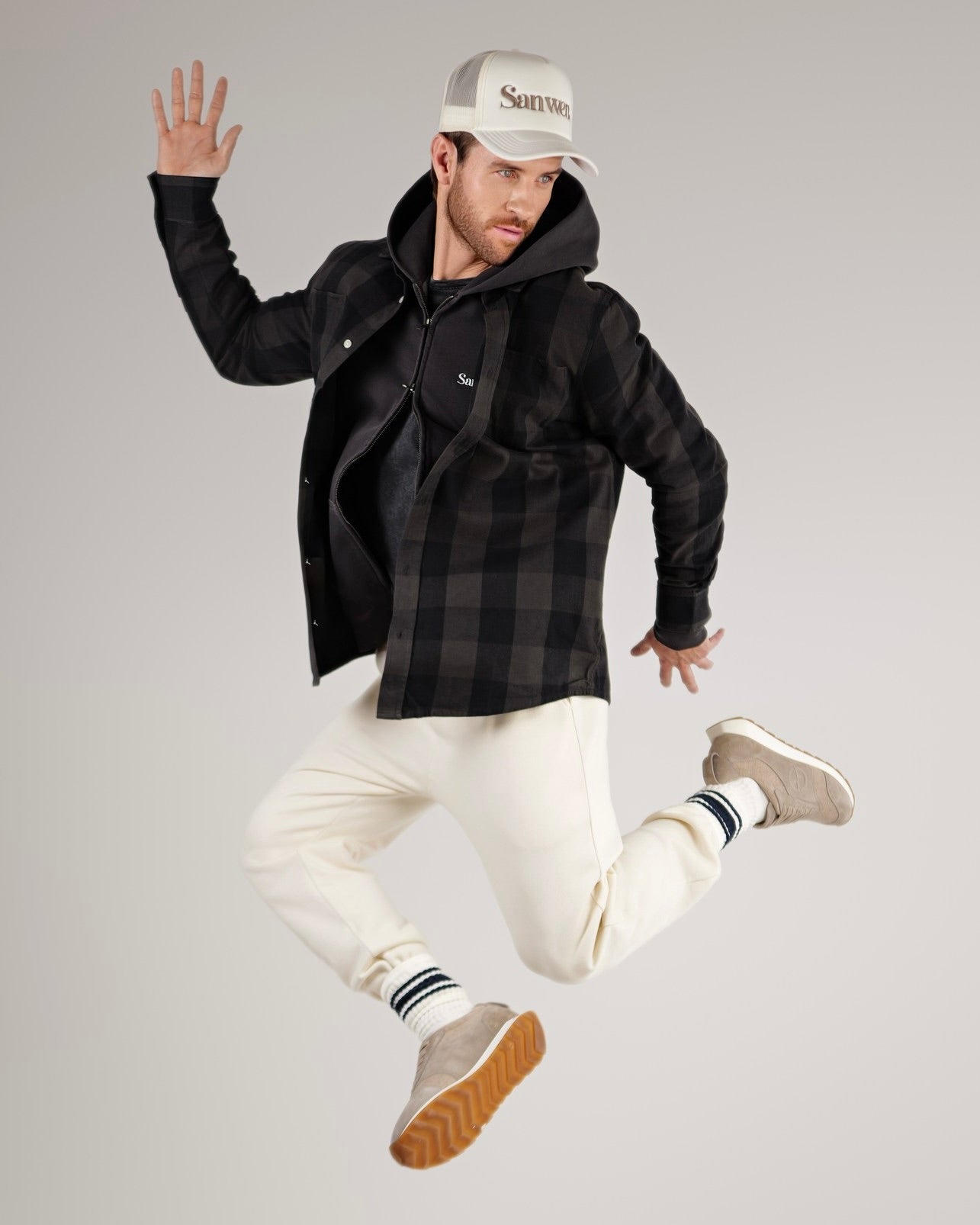 Essential Tailored Leg Jogger