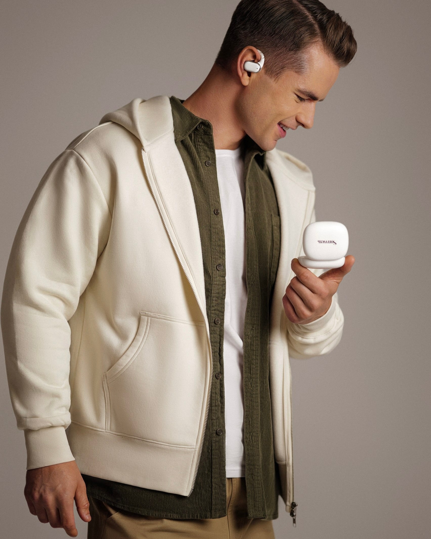 Relaxed Street Fit Heavy Hoodie-2