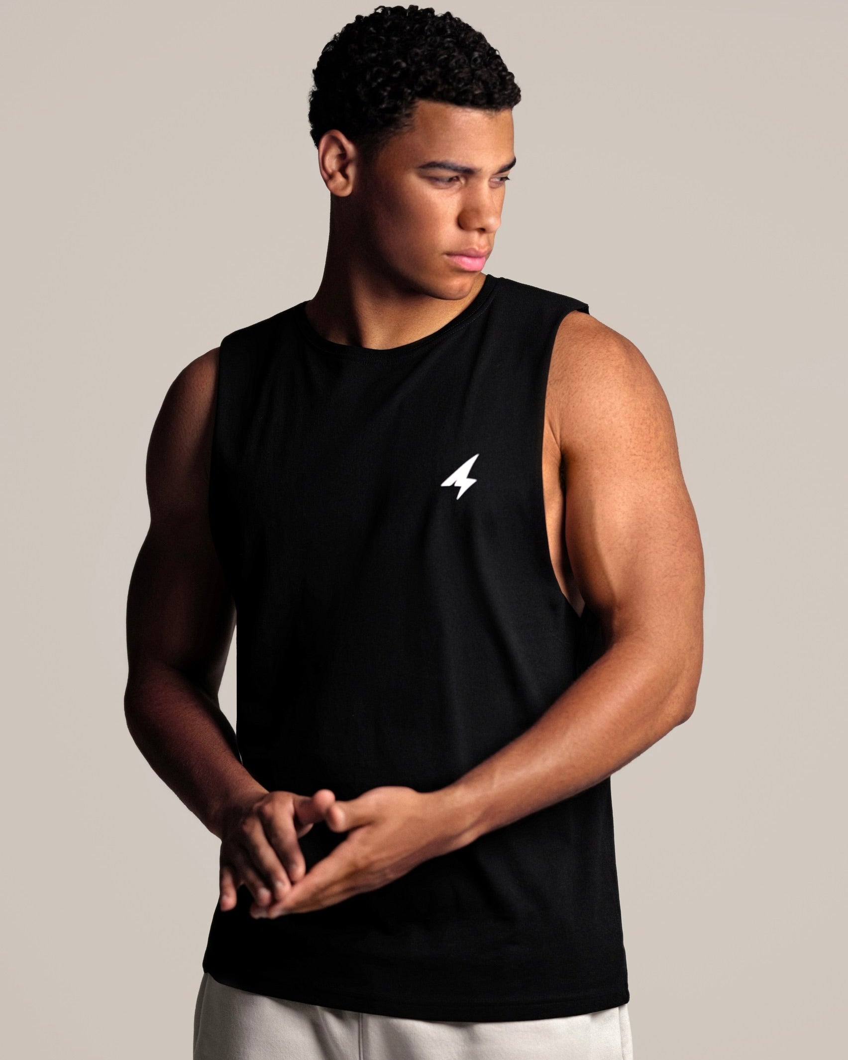 Kuānsōng Essential Tank Tee